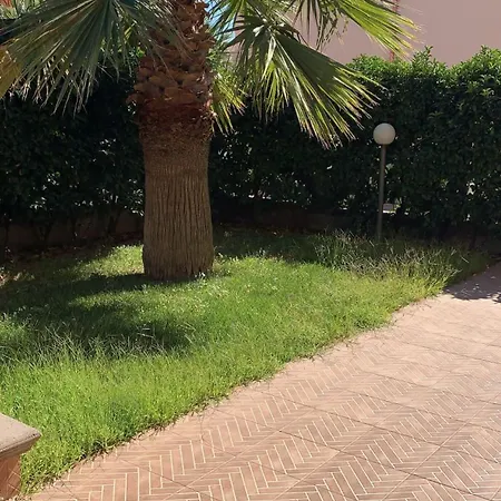 Villa Azzurra Ferienhaus Solfara Mare